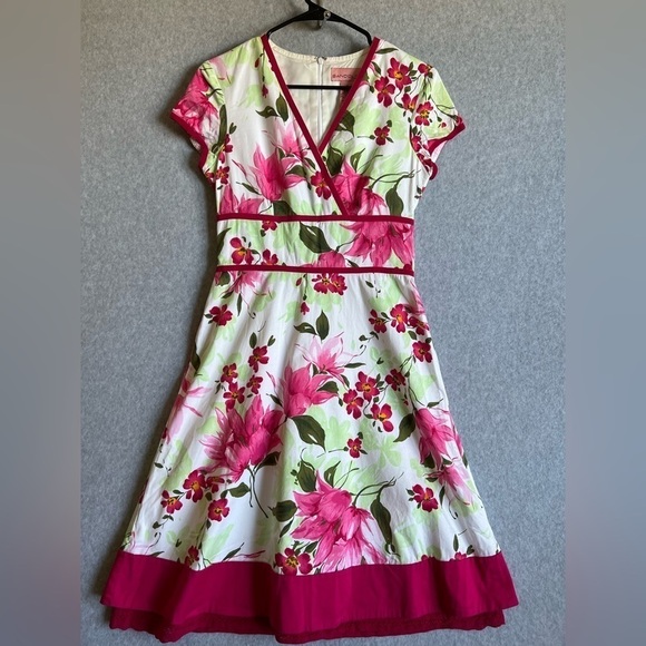Bandolino Dresses & Skirts - Bandolino Women’s Dress Floral Size 6